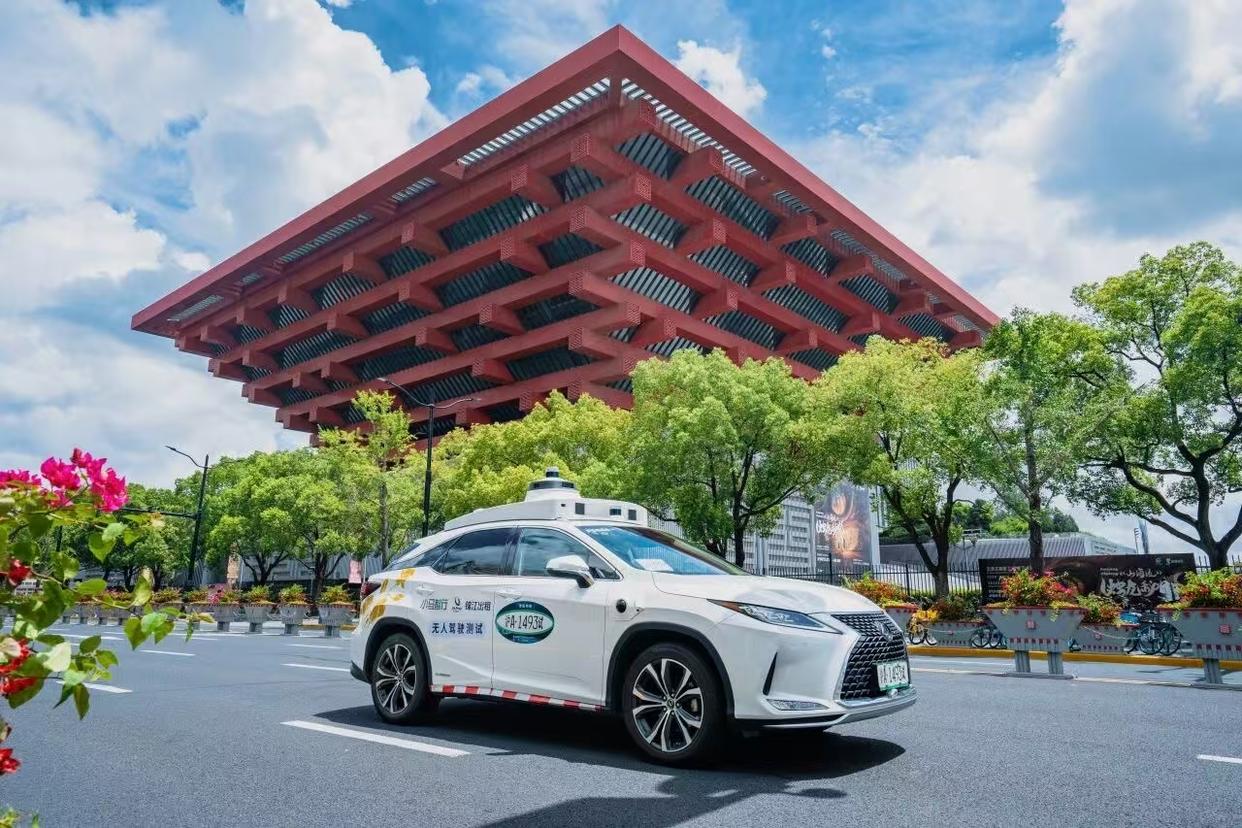 L4级无人驾驶出租车行业迎来关键转折